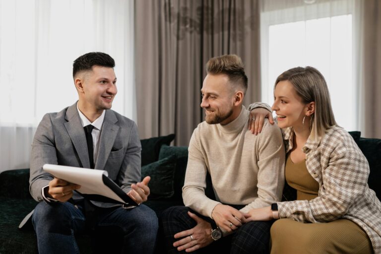 Finding Your Perfect Match: Why Choosing the Right Real Estate Agent Matters