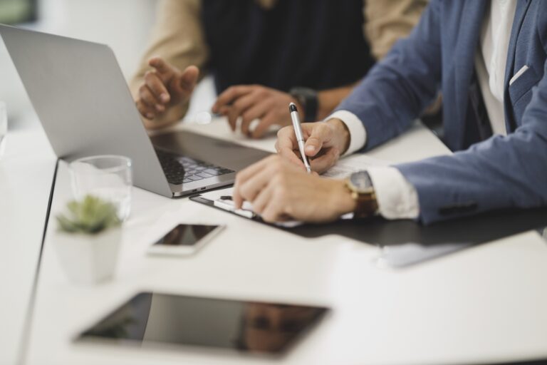 How to Get the Best Deal with a Real Estate Advisor’s Help